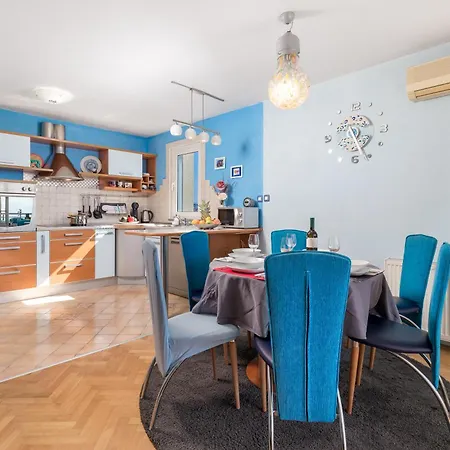 Apartment Kvarner *